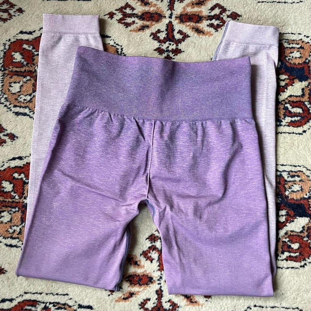 Gymshark Adapt Ombre Leggings in purple - Picture 2 of 8